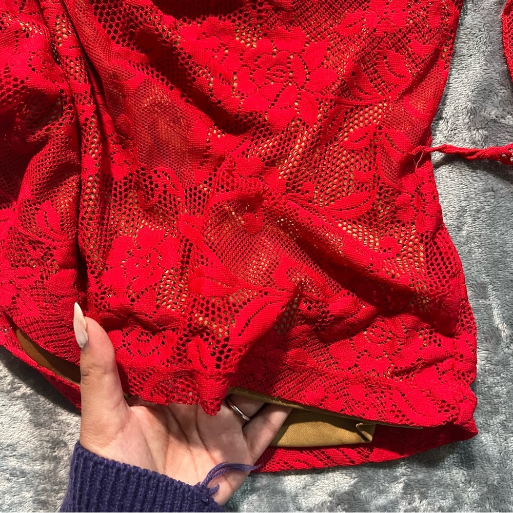 Red Lace V-Neck Top - Picture 7 of 7